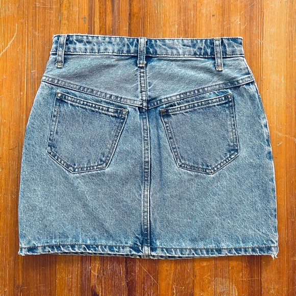Brandy Melville Jean Skirt - Picture 3 of 7